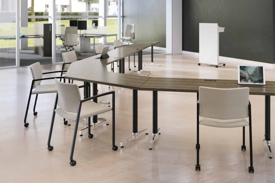 Lok training tables with Knox seating and Native podium
